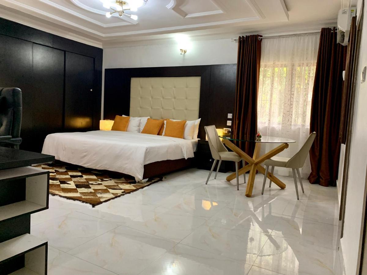 Urban Rootz Hotel Abuja Exterior photo
