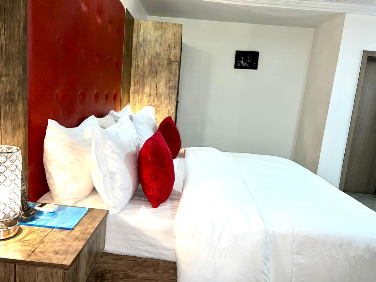 Urban Rootz Hotel Abuja Exterior photo