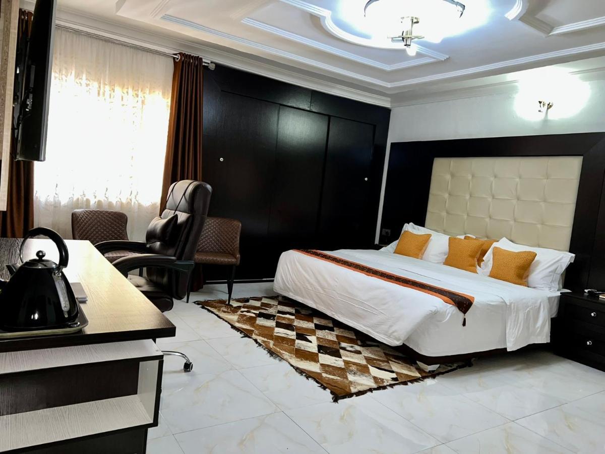 Urban Rootz Hotel Abuja Exterior photo