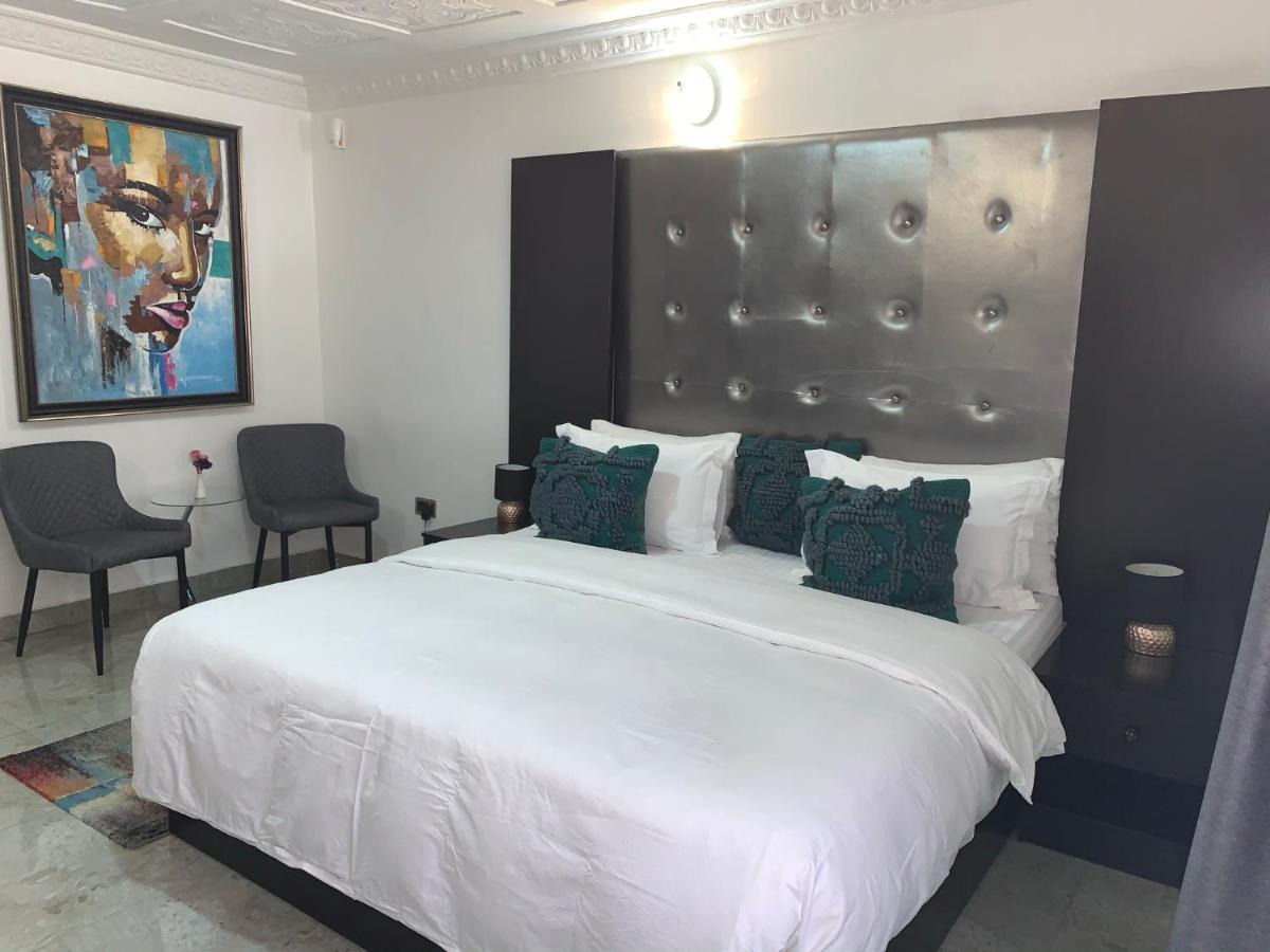 Urban Rootz Hotel Abuja Exterior photo