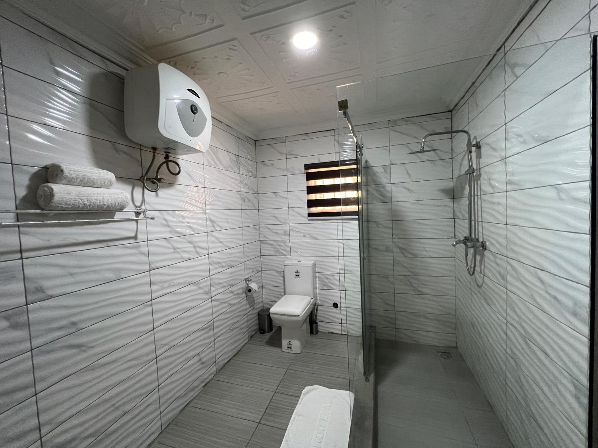 Urban Rootz Hotel Abuja Exterior photo