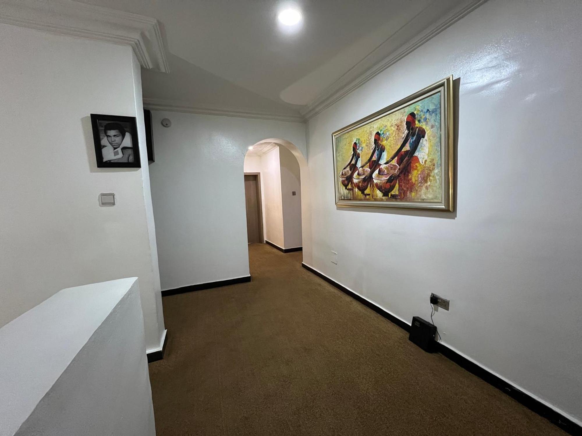 Urban Rootz Hotel Abuja Exterior photo