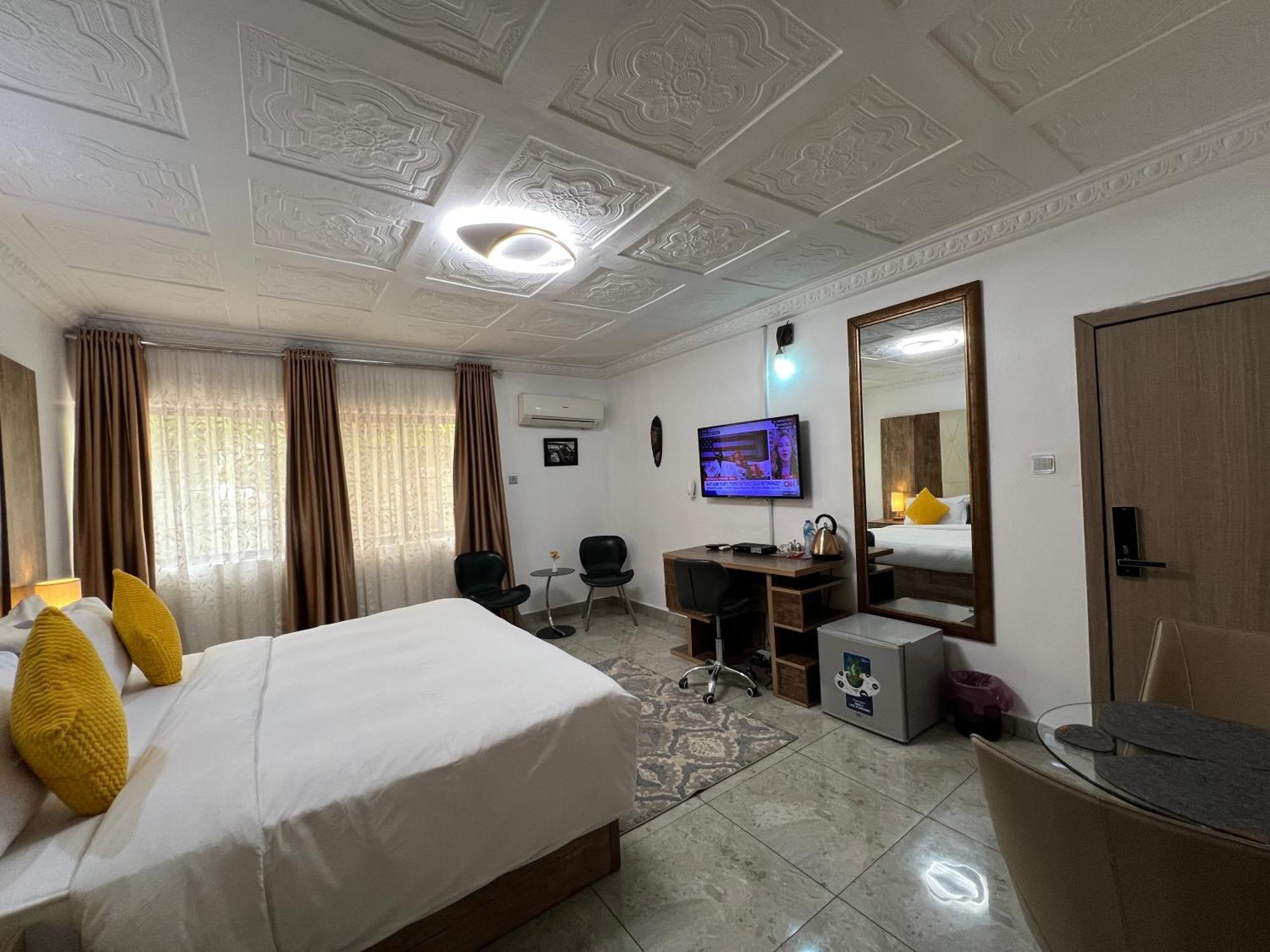 Urban Rootz Hotel Abuja Exterior photo