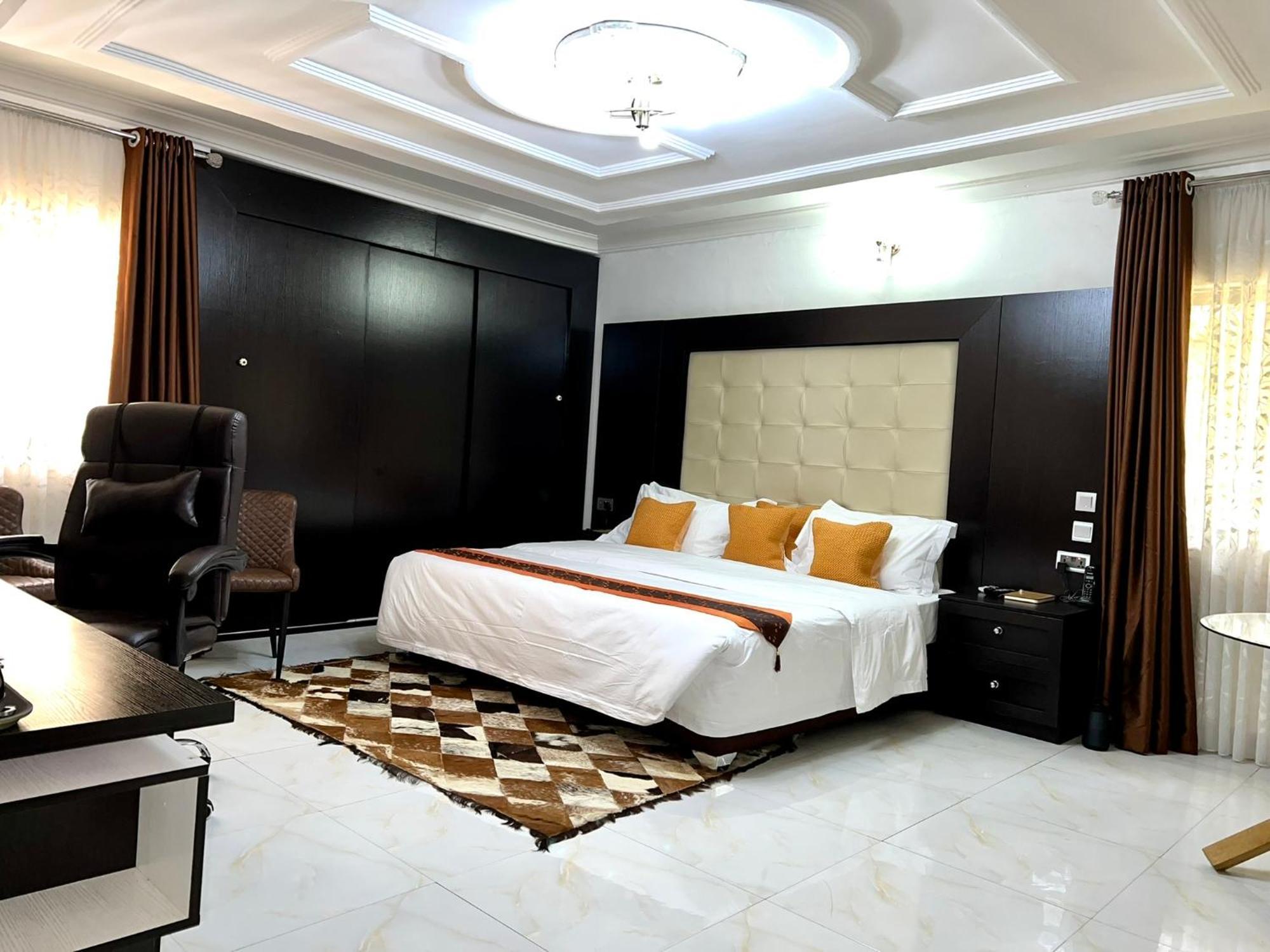 Urban Rootz Hotel Abuja Exterior photo
